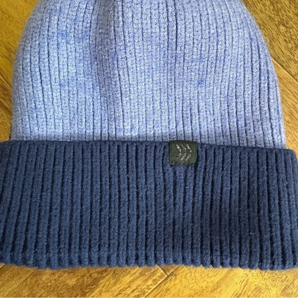 All in Motion Kids' girls Boys Blue Knit Beanie Hat with Pom-Pom fall winter